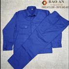 Quần áo xanh công nhân